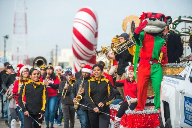 Dominion Christmas Parade 2016